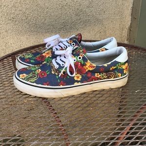 Floral pattern vans eras. 9.5.